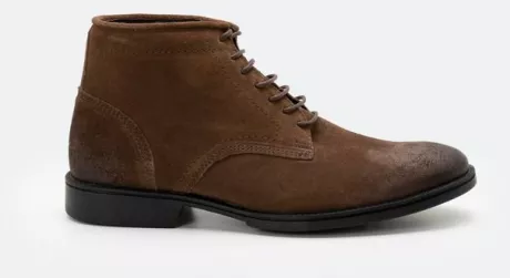 Bota em Couro Camurça Marrom