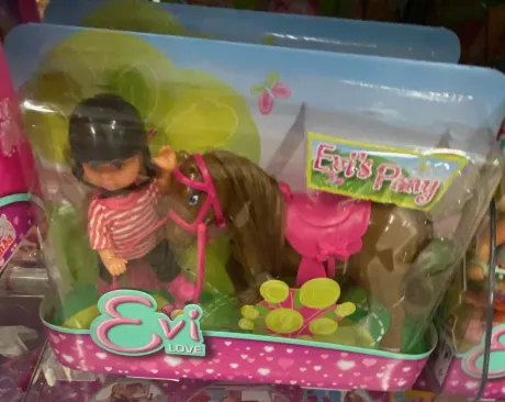 Evi Love Pony