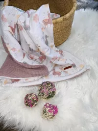 Babydecke (in rosa, via etsy.com)