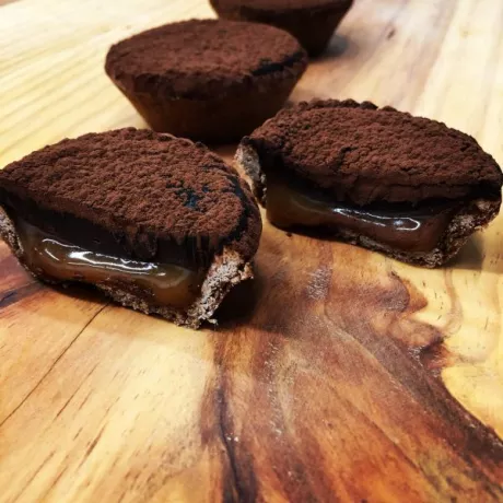 Torta de Chocolate com Caramelo Salé - Tartelier Patisserie